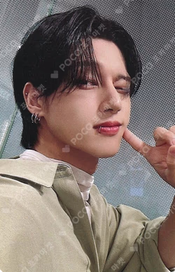 GOLDEN HOUR : Part.1 hello82 Exclusive WOOYOUNG photocard image