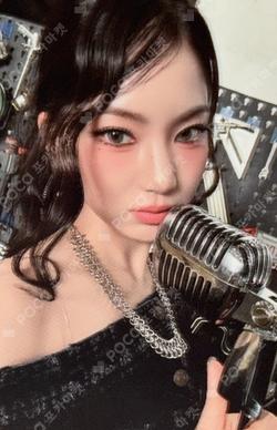 2026 SEASON’S GREETINGS [NOW TUNING… 111.2MHz] ISA photocard image