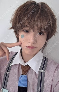 2026 SEASON'S GREETINGS [IDID LUCKY DELIVERY SHOP] JEONGSEMIN photocard image