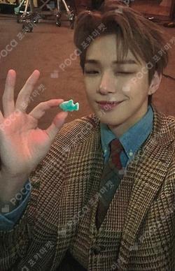 Glow to Haze knpops KANG DANIEL photocard image