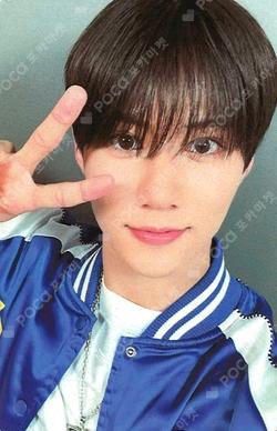 AWAKENING EVERLINE Ian photocard image