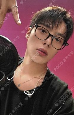 THE X with dingo MINHYUK photocard image