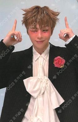 Glow to Haze BROADCAST KANG DANIEL photocard image