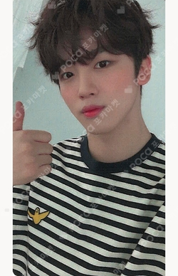 Pocamarket, WEi KIMYOHAN MARKGONZALES K-pop Photocard