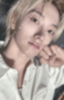 The Action YIZHIYU LUCKY DRAW SUNGHO photocard image