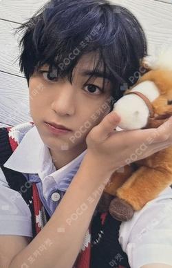 2026 SEASON'S GREETINGS [IDID LUCKY DELIVERY SHOP] STARSHIPSQUARE BAEKJUNHYUK photocard image