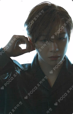 The Story : RETOLD PHONE STRAP