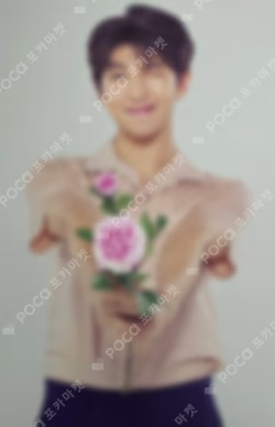 BTS WORLD TOUR 'LOVE YOURSELF' MINI PHOTO CARD