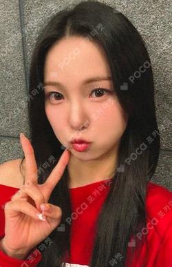 BUBBLE GUM MAKESTAR WINNER YUJIN photocard image