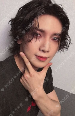 Press, Start! Enter the MIGHTEEZ POP-UP RANDOM PHOTOCARD SET