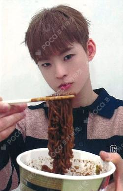 UNBROKEN JUMP UP HYOJIN photocard image