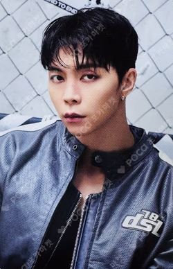 2026 SEASON'S GREETINGS JOHNNY photocard image