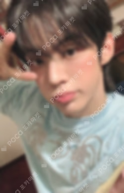 play hard YIZHIYU DOHOON photocard image