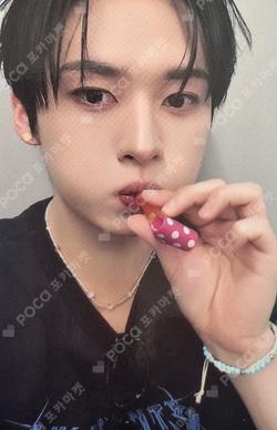 Stray Kids LEE KNOW photocard image
