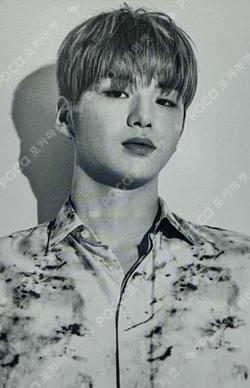 color on me KANG DANIEL photocard image