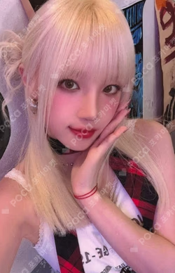 We are QQ MUSIC YUQI photocard image