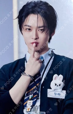 Stray Kids Fan Connecting 2024 SKZ TOY WORLD Blu-ray HMV LEE KNOW photocard image