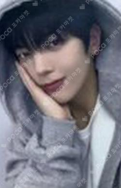 BOYS II PLANETArchive Exhibition ‘AFTER, JOURNEY’ HOLDER &  PHOTOCARD SET LEEJEONG photocard image