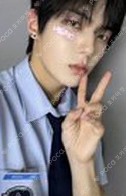 BOYS II PLANETArchive Exhibition ‘AFTER, JOURNEY’ HOLDER &  PHOTOCARD SET LEEJEONG photocard image