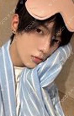 BOYS II PLANETArchive Exhibition ‘AFTER, JOURNEY’ HOLDER &  PHOTOCARD SET LEEJEONG photocard image