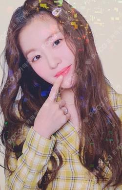 Red Velvet IRENE photocard image