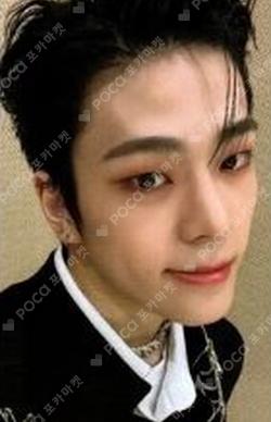 Cut-Out Color Ver. Kim Junmin photocard image