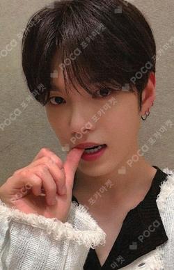 Lost and Found OFFLINE FANMEETING WINNER GYEHYEON photocard image