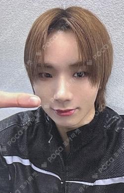 BANG OUT EVERLINE WONJUN photocard image