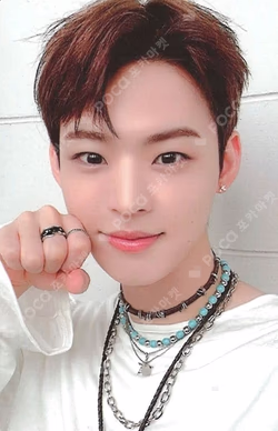 UNBROKEN NO RETREAT VER. HYOJIN photocard image