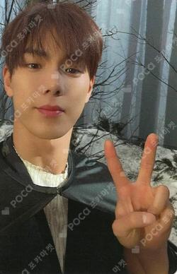 THE X TOWER RECORDS SHOWNU photocard image