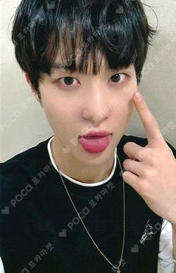 UNDENIABLE JUMP UP] Kim Woo Seok photocard image