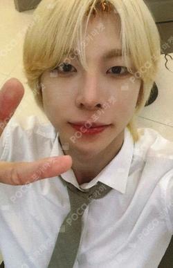 LOUD & PROUD APPLEMUSIC JIHO photocard image