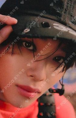 KCON JAPAN 2025 ONLINE KUJI Amaru photocard image