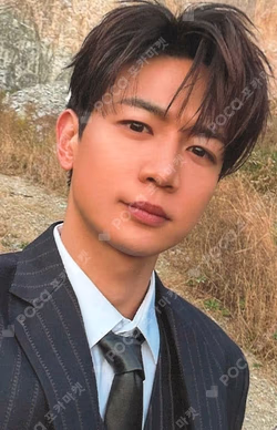 TEMPO UP-TEMPO Ver. MINHO photocard image