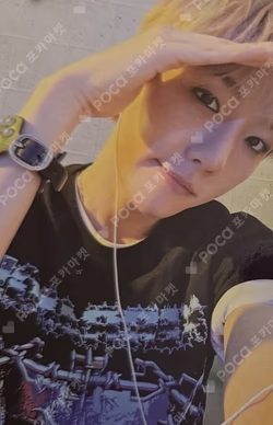 2026 SEASON’S GREETINGS [Born to B] PRE-ORDER EVENT BAEKHYUN photocard image