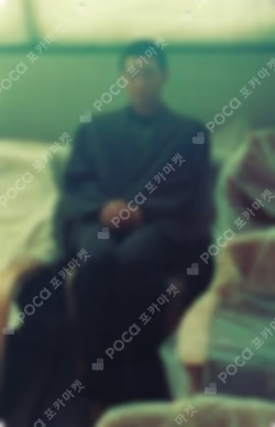 Right Place, Wrong Person POWER STATION LUCKY DRAW RM photocard image