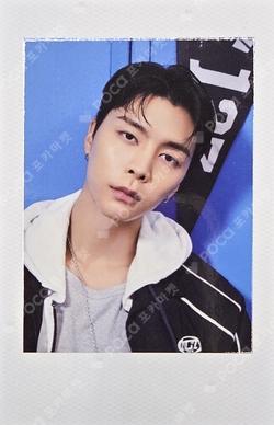 2026 SEASON'S GREETINGS MUSIC&DRAMA JOHNNY photocard image