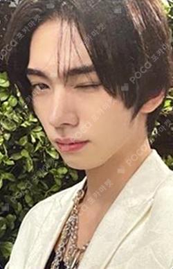 It's Live the Fillin' Live JINBEOM photocard image