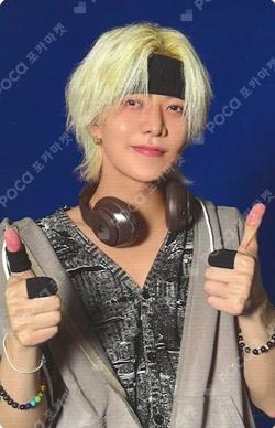 2026 SEASON'S GREETINGS RANDOM TRADING CARD SET A ver. YUTA photocard image