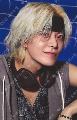 2026 SEASON'S GREETINGS RANDOM TRADING CARD SET A ver. YUTA photocard image