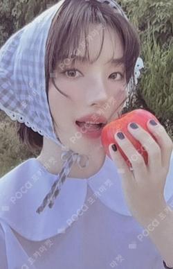 2026 SEASON'S GREETING i-dle & Soil Co. SOYEON photocard image