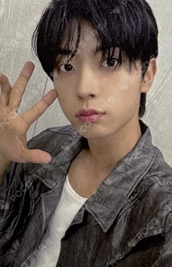 OFF ROAD JJMUZE KANGHYUN photocard image