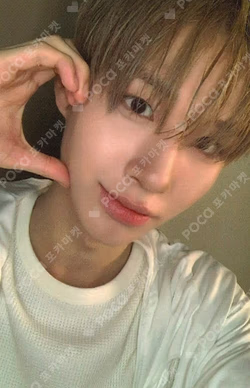 blackout APPLEMUSIC LUCKY DRAW Sung Min Kim photocard image