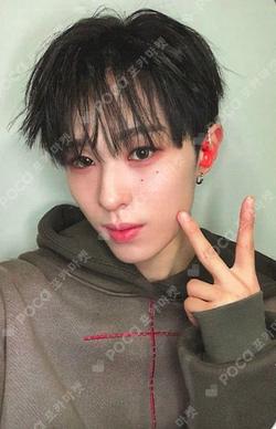 O-RLY? BROADCAST HYUI photocard image