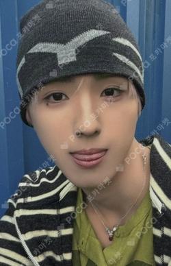 2026 SEASON’S GREETINGS fromm store YONGHEE photocard image