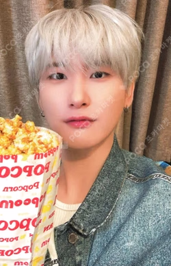 2025 CRAVITY VITY PRODUCTION Year-End Town Hall Meeting WOOBIN photocard image