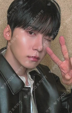 ONEUS 2ND WORLD TOUR ‘La Dolce Vita’ CONCERT KiT DEAR MY MUSE KEONHEE photocard image