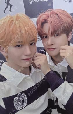 2026 SEASON'S GREETINGS Unit photocard image