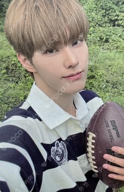 2026 SEASON'S GREETINGS JINSIK photocard image