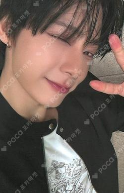 ONEUS 2ND WORLD TOUR ‘La Dolce Vita’ CONCERT KiT DEAR MY MUSE HWANWOONG photocard image